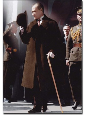 La Vita E Bella Şapka Detaylı Atatürk Kanvas Tablo KA-1010