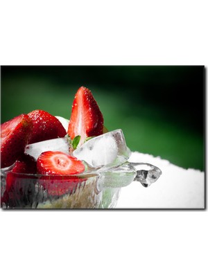 La Vita E Bella Buzlu Çilek Temalı Kanvas Tablo SM-1005