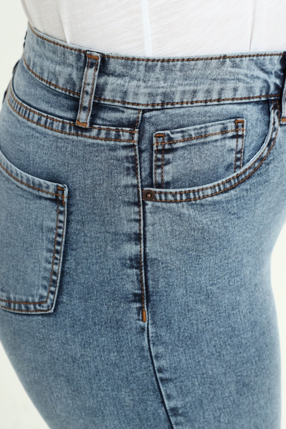 Cedy Denim CEDY DENİM KADIN BÜYÜK BEDEN YÜKSEK BEL LİKRALI SLİMFİT JEANS ŞORT-C606 görsel 5