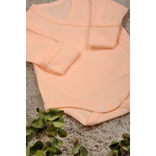 Bebe Tospik Pamuklu  Uzun Kollu V Yaka Çıtçıtlı Body Zıbın