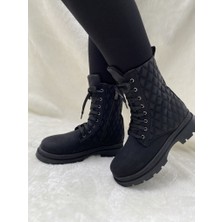 Çiğdem Kundura Çiğdem Siyah Kapitoneli Yanı Fermuarlı Önü Bağlı Postal Bot ( B6 )  - Siyah - 39 - ST00617-SİYAH-39