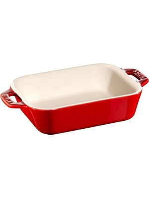 Staub Seramik Fırın Kabı Kırmızı 27x20 cm Dayanıklı Malzeme ile Şık Tasarım