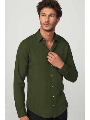 Tudors Slim Fit Dar Kesim Uzun Kol Dökümlü Viskon Şık Haki Erkek Gömlek