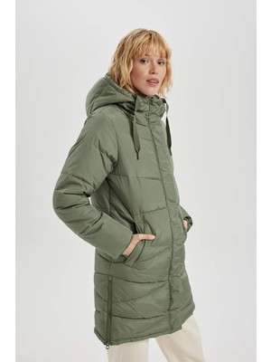 DeFactoFit Su İtici Regular Fit Kapüşonlu İpek Kumaş Parka A1560AX23WN