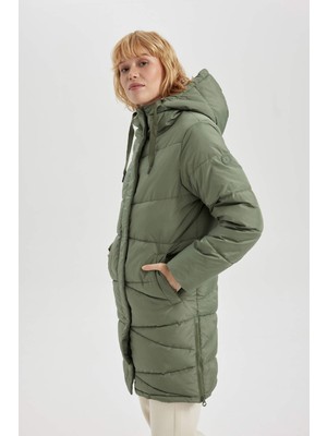 DeFactoFit Su İtici Regular Fit Kapüşonlu İpek Kumaş Parka A1560AX23WN