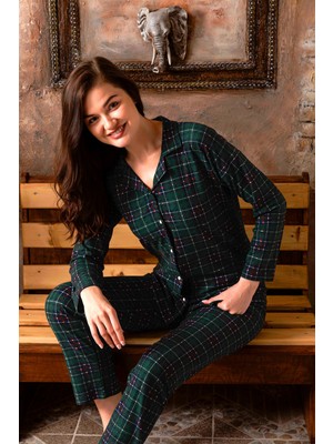 Nisanca Kışlık Düğmeli Ekose Desen Yılbaşı Temalı Kadın Süet Pijama Takımı