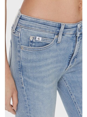 Calvin Klein Pamuklu Yüksek Bel Dar Paça Skinny Fit Jeans J20J2224441AA Kadın Kot Pantolon J20J222444 1AA