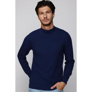 Slim Fit Yarım Balıkçı Yaka Tüylenme Yapmayan Lacivert Erkek Triko Kazak