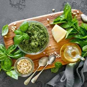 Geleneksel Ceneviz Fesleğeni Tohumu Sweet Genovese Basil