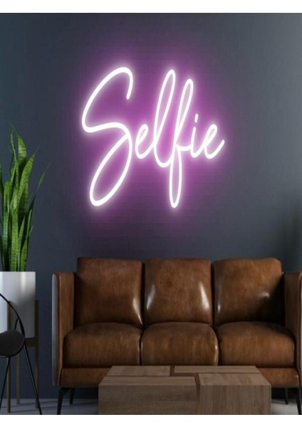 Selfie Yazılı Neon Tabela