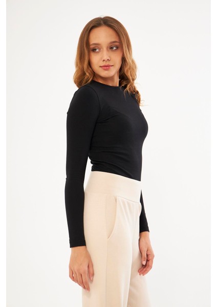 Siyah Kadın Basic Yuvarlak Yaka Uzun Kollu Bluz - Floris modelleri