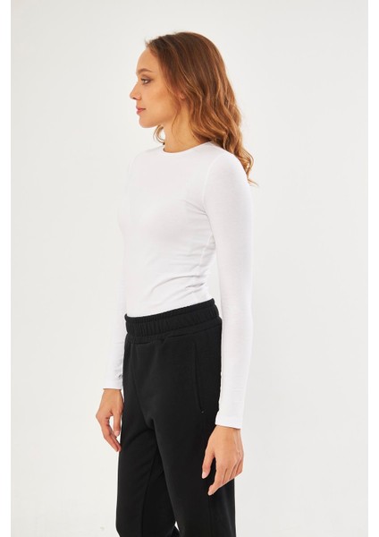 Beyaz Kadın Basic Yuvarlak Yaka Uzun Kollu Bluz - Floris fırsatları