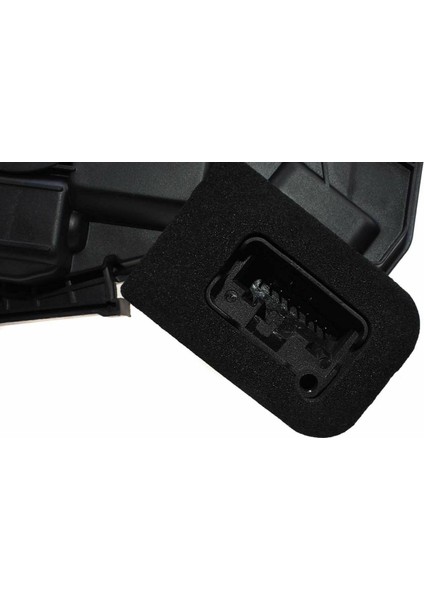 Seat Leon 2013 - 2016 Sol Ön Kapı Kilit Motoru - Çift Motorlu modelleri