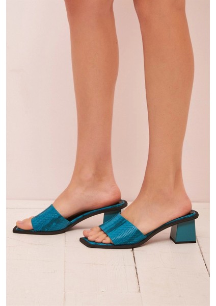 Yılan Desenli Fashion Deri Terlik Mavi fırsatları