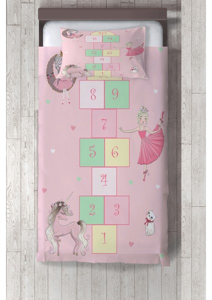 pembe Kız Desenli Çocuk ve Bebek Odası Yatak Örtüsü TLAY-297