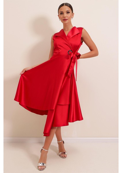 Kruvaze Yaka Bağcıklı Saten Elbise Kırmızı fiyatları