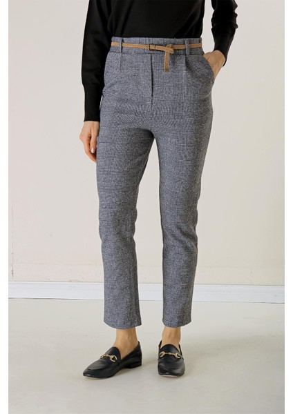 Bel Lastikli Kemerli Yandan Cepli Ekose Dar Paça Pantolon modelleri