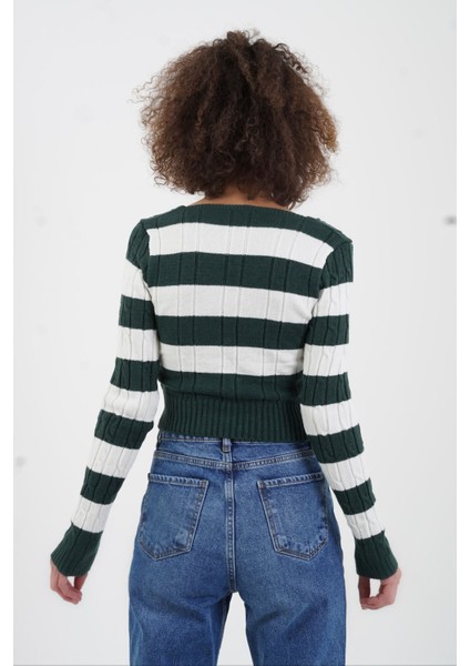 Zümrüt Yeşil Çizgili V Yaka Crop Kazak fırsatları