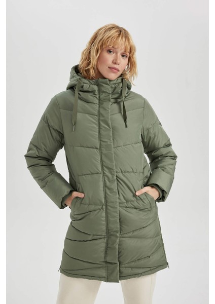 Fit Su İtici Kapüşonlu Fermuarlı Cepli Çıtçıtlı Hafif Uzun Şişme Mont Parka A1560AX23WN
