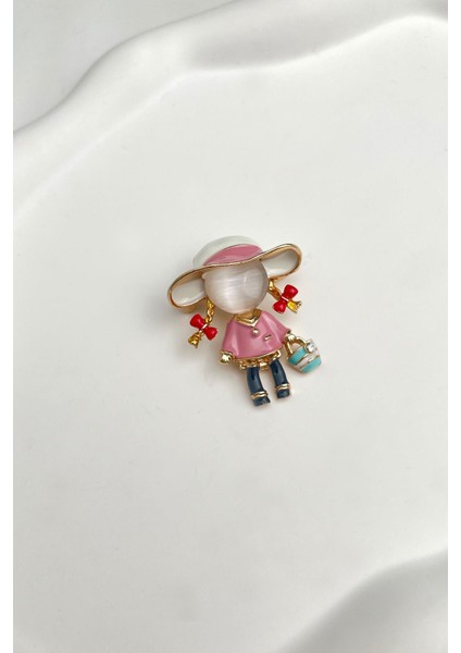 Şapkalı Kız Çocuğu Broş (Ölçü:3cm) fiyatları