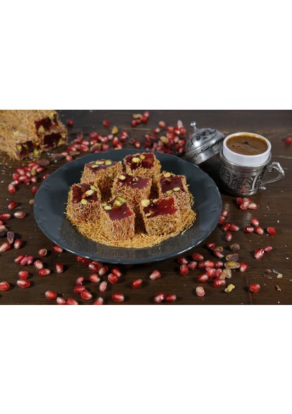 Narlı Antep Fıstıklı Tel Kadayıflı Lokum (1kg)
