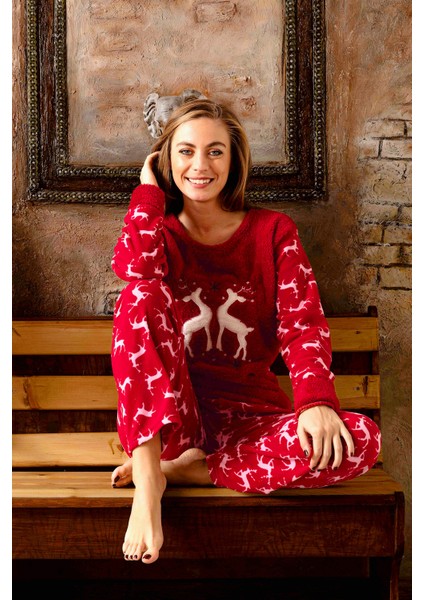 Kışlık Kadın Polar Pijama Takımı - Yılbaşı Pijaması