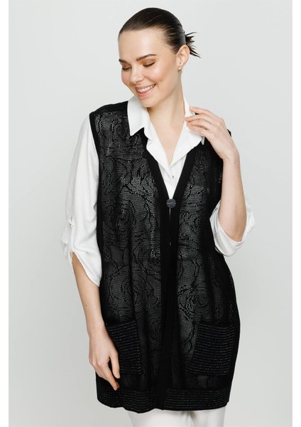 Çiçek Ajurlu Kısa Triko Yelek-Siyah fırsatları