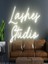Lashes Studio Yazılı Neon Tabela 1