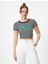 Baskılı Crop Tişört Kısa Kollu Bisiklet Yaka Slim Fit Ribanalı 3