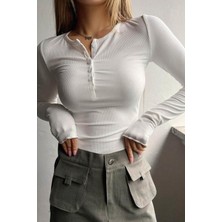 Teenage Millionaire Kadın Beyaz Düğme Detaylı Patlı Düğmeli Bisiklet Yaka Uzun Kollu Fitilli Kaşkorse Bluz Body