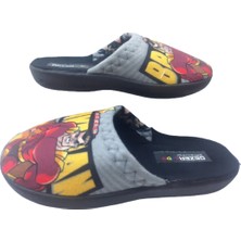 Gezer Erkek Çocuk Gri-Siyah Sarı Kahraman Figürlü Ev Içi Terlik GZRR778-007
