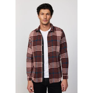 Slim Fit Dar Kesim Kapaklı Çift Cep Kareli Oduncu Erkek Gömlek