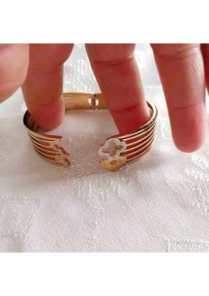 Çelik Gold Renk Yeşil Kristal Taşlı Kadın Kelepçe fiyatları