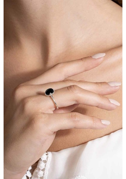 Oniks Taşlı Minimal Gümüş Ayarlanabilir Kadın Yüzük Gümüş Rengi - 13 modelleri