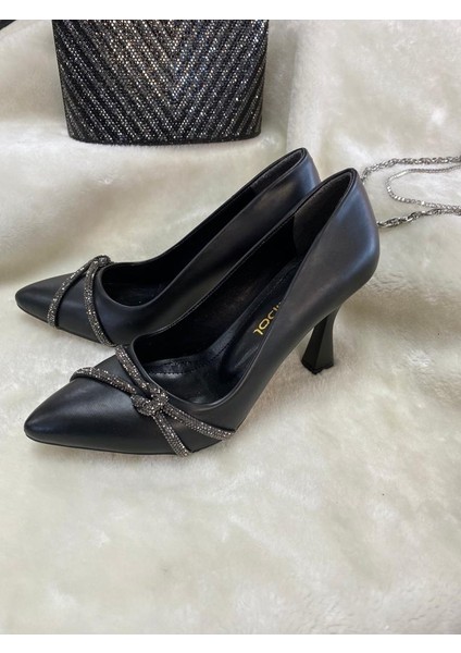 Çiğdem Siyah Taş Detaylı Kadeh Ökçe Stiletto (Moda S1) - Siyah - 37 - ST01711-SİYAH-37 modelleri