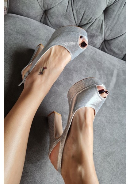 036 04154 Topukla Yüksek Topuklu Açık Platformlu Abiye Ayakkabı