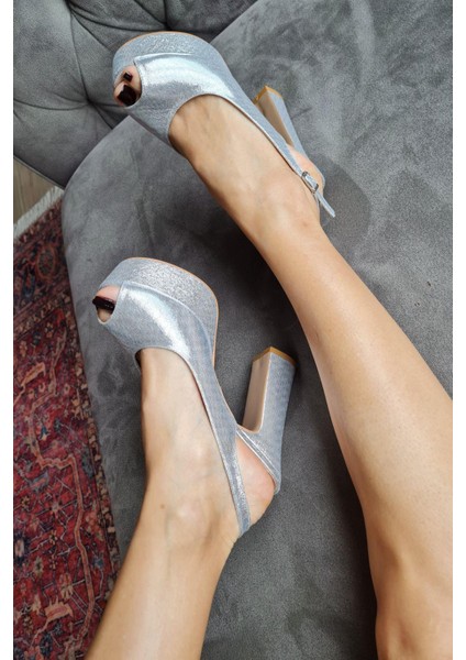 036 04154 Topukla Yüksek Topuklu Açık Platformlu Abiye Ayakkabı fiyatları