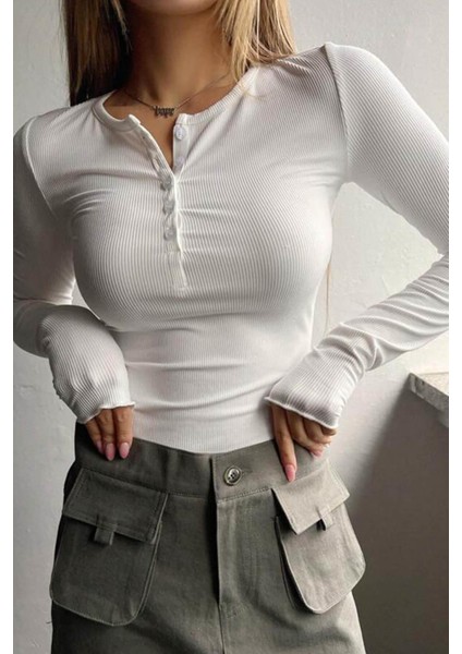 Kadın Beyaz Düğme Detaylı Patlı Düğmeli Bisiklet Yaka Uzun Kollu Fitilli Kaşkorse Bluz Body