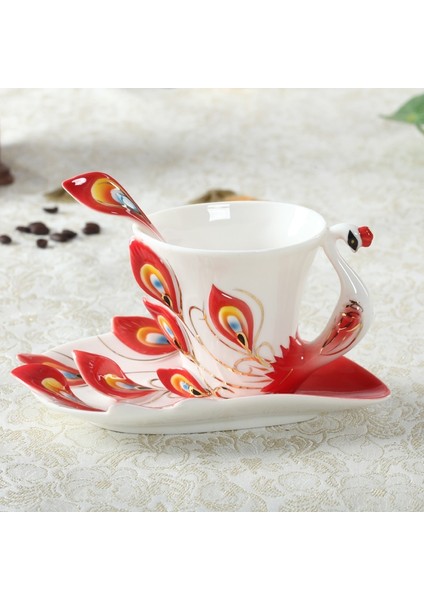 E Stili 180ML Eacock Kahve Kupaları Tabağı ve Kaşıkla 3D Yaratıcı Seramik Bardaklar Renkli Emaye Porselen Çay Su Şişesi Noel Hediyesi (Yurt Dışından)