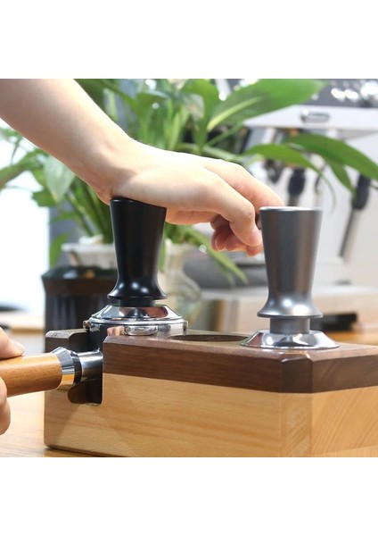 Paspas Tarzı 53 mm mm Kahve Sabotaj Kahve Dağıtımı Ayarlanabilir 304 Paslanmaz Çelik Espresso Sabotaj Eğimleri Taban Kahve Araçları Aksesuarları (Yurt Dışından) fiyatları