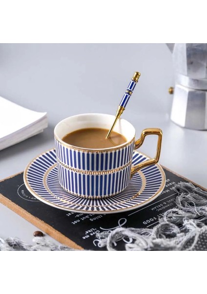 Kaşık 2 Tarzı Şık Kahve Karıştırma Kaşığı Seramik Uzun Saplı Parlak Dondurma Çay Kaşığı Altın Kaplama Tatlı Kaşığı Paslanmaz Çelik Sofra Takımı (Yurt Dışından) modelleri