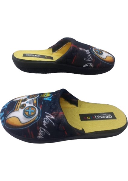 Erkek Çocuk Siyah-Sarı Oyuncak Figürlü Ev Içi Terlik GZRR98-880