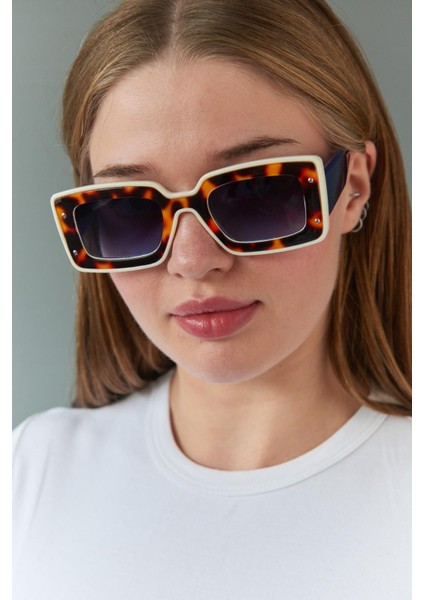 Clarissa White Leopard Black Güneş Gözlüğü