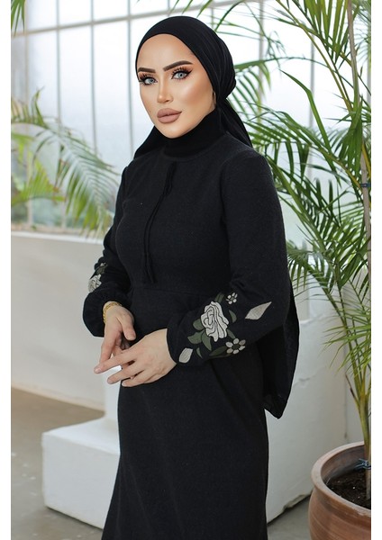 Kolları Işlemeli Tesettür Elbise 755 - Siyah fırsatları