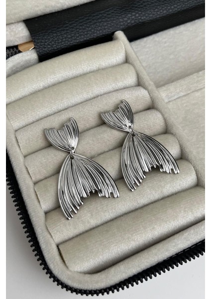 Tırtıklı Sallantılı Oval Küpe (Ölçü:4 Cm)