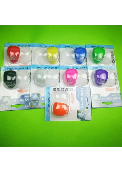 Siyah-Beyaz Işık Stili Bisiklet Ön Arka Işıklar Yeni 3 Model LED Bisiklet Bisiklet LED Silikon Dağ Bisikleti Seti Itmeli Döngü Klipsli Işık (Yurt Dışından)