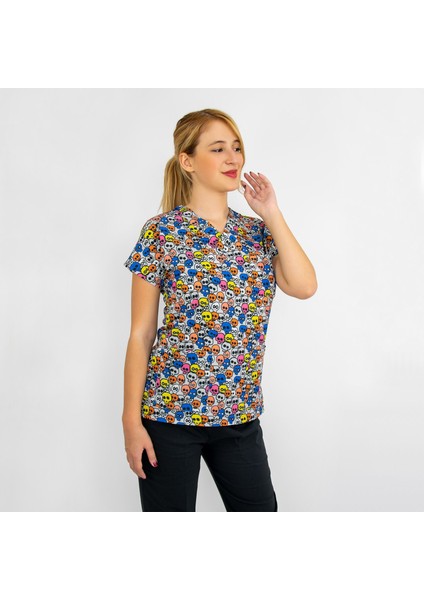 Renkli Kuru Kafalar Desenli Likralı Üst Forma modelleri