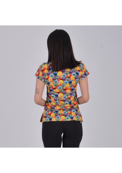 Susam Sokağı Desenli Likralı Hemşire Doktor Üst Forma fiyatları