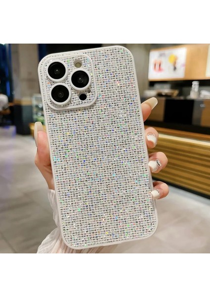 iPhone 15 Pro ile Uyumlu Parlak Taşlı Tasarımlı Kamere Lens Koruma Parlayan Harika Arka Taşlı Yüzey