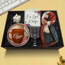 As Company Kişiye Özel Kiremit Fincan & Fular & Kahve Yanı Cam Su Bardağı & Bubble Mum Hediye Seti